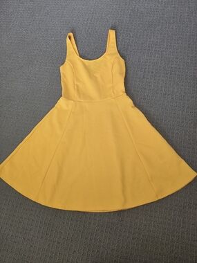 H&M Bright Yellow Sleeveless Dress
